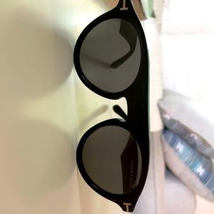 These are cute sun glasses